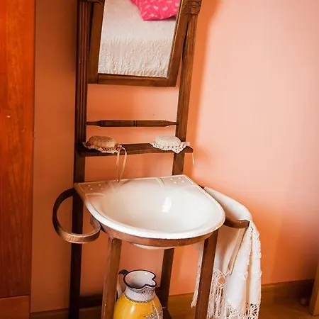 בית נופש Cozy House In Tedejo, 130 Sqm, Peaceful Natural Surroundings