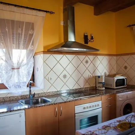 Cozy House In Tedejo, 130 Sqm, Peaceful Natural Surroundings