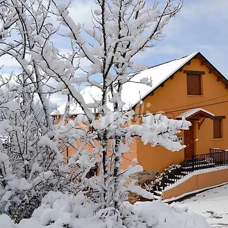 Cozy House In Tedejo, 130 Sqm, Peaceful Natural Surroundings בית נופש Tejedo