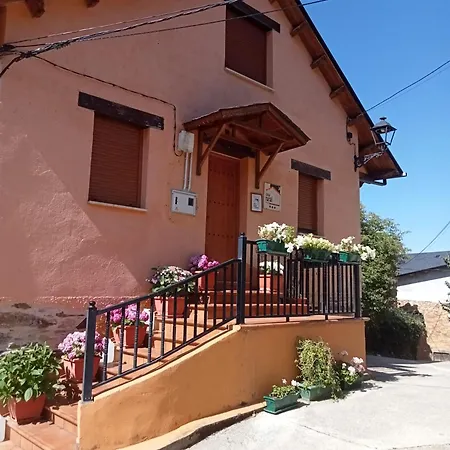 Cozy House In Tedejo, 130 Sqm, Peaceful Natural Surroundings Tejedo